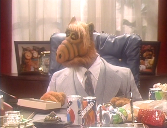 ALF, "Hail to the Chief"