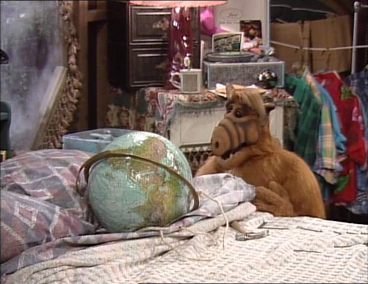 ALF, "Shake, Rattle and Roll"