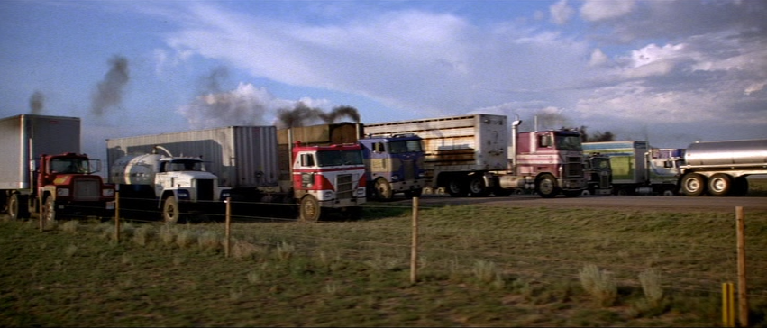 Rubber Duck Truck from 1978 movie 'Convoy' leads big rig funeral procession, Local News